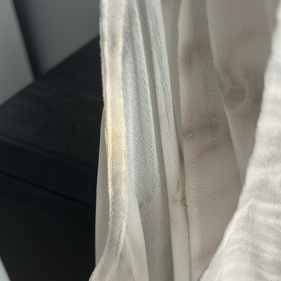 MAGGIE WARD Women's Cream Sheer Drape Neck Sleeveless Top Size S - Picture 6 of 11